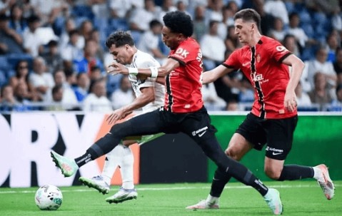 【西甲保级血拼】埃尔切主场筑铁桶阵，马洛卡残阵客场难逃一劫！