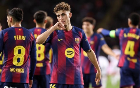 6-1，巴萨踢疯了！费尔明-洛佩斯上演帽子戏法
        
    6-1，巴萨踢疯了！费尔明-洛佩斯上演帽子戏法