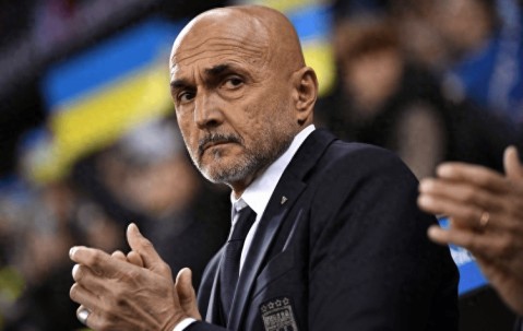 2比5惨败！尤文4场狂丢13球，斯帕莱蒂也救不了这条防线