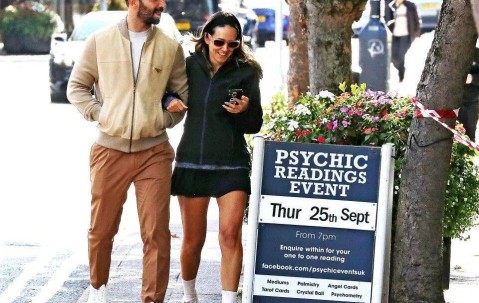 阿莫林强调不辞职，曝对卡塞米罗染红愤怒！曼联球员仍支持他执教