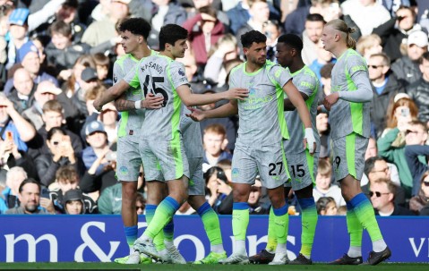 英超-多库破门谢尔基助攻双响 曼城3-0切尔西距枪手6分