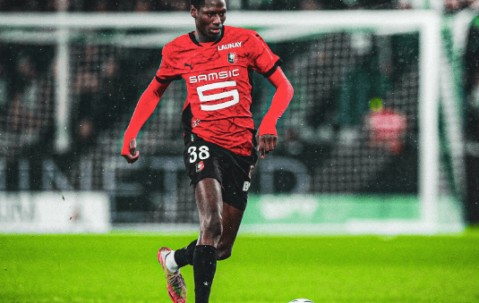 炸裂！21岁法国中场欧青赛两轰世界波，意甲三强天价哄抢，雷恩标价5000万