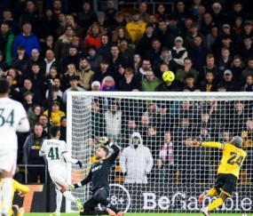 英联赛杯八强战况综述:切尔西替补轻松应对,曼城轮换战略大获成功