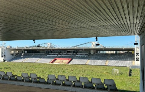 迅速陨落！2021年法甲的尼姆，21年降法乙，23年降法丙，25年再降