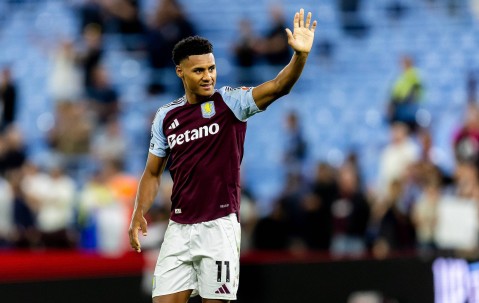 镜报：曼联和维拉谈过拉什福德&amp;沃特金斯互换，现在曼联仍关注他