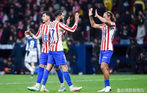 大冷门出炉！马竞5-6憾负皇社无缘国王杯冠军，小蜘蛛近两年一冠难求，皇马巴萨迎来绝佳局势